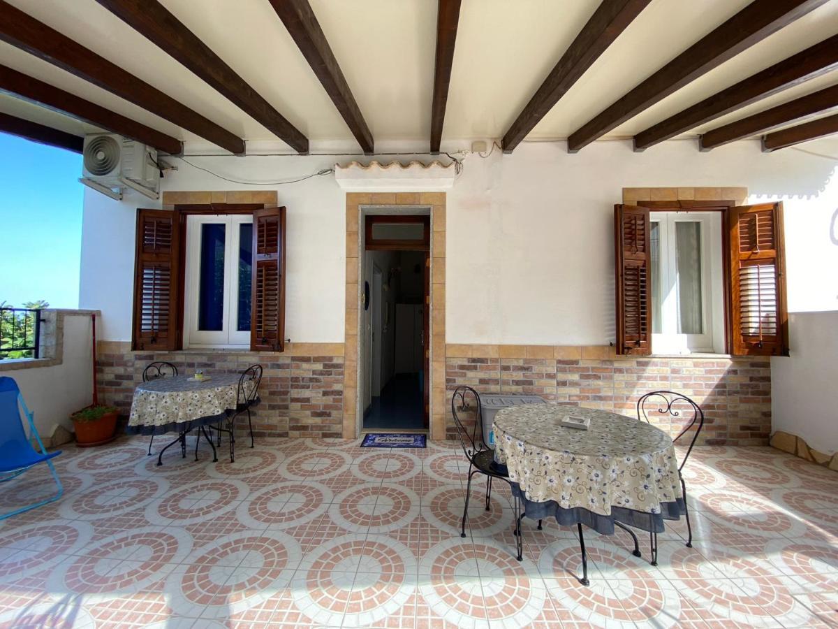 Appartamenti Da Clarissa Macari Exterior photo
